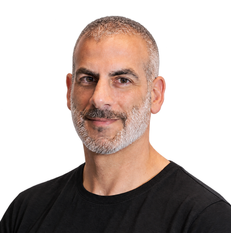 תומר בר אור
